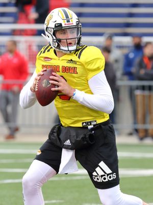 Image post by @theseniorbowl on Instagram