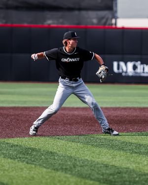 Image post by @gobearcatsbase on Instagram