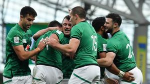 Image post by @Hug3RugbyHits on Facebook