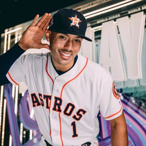 Image post by @MLB on Twitter