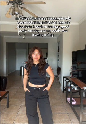 Video post by @mmelodymolinaa on TikTok