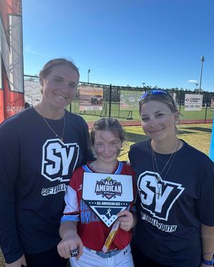 Image post by @softballyouth on Instagram
