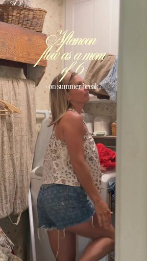 Video post by @emmaseabourn on TikTok