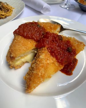 Image post by @nyfoodsharings on Instagram