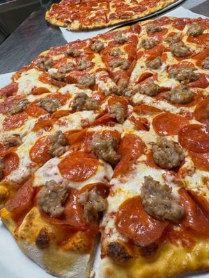 Image post by @burattinopizza on Instagram