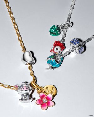 Image post by @theofficialpandora on Instagram