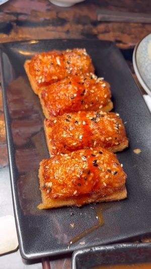Video post by @lipsmackingfoodie on Instagram