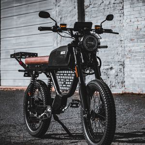 Image post by @ridehuck on Instagram