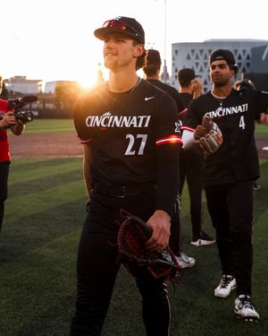 Image post by @gobearcatsbase on Instagram
