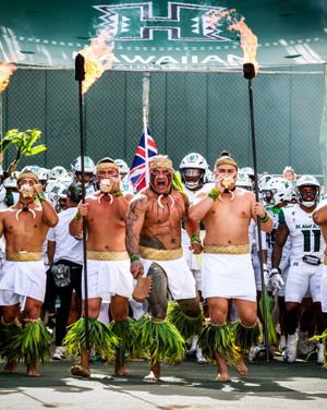 Image post by @hawaiiathletics on Instagram