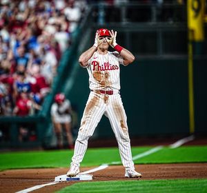 Image post by @Phillies on Twitter