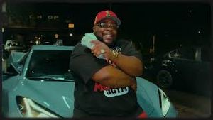 Video post by @worldstarhiphop on YouTube