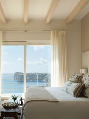 Image post by @mo_hotels on Instagram