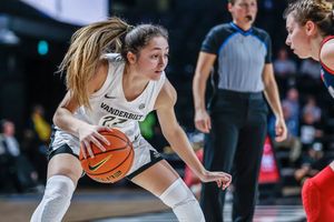 Image post by @vanderbilthustlerphoto on Instagram