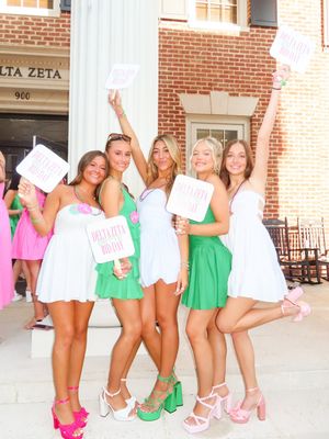 Image post by @bamadeltazeta on Instagram