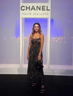 Image post by @alineoliveiracouture on Instagram