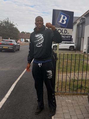 Image post by @kavell6ft11 on Instagram