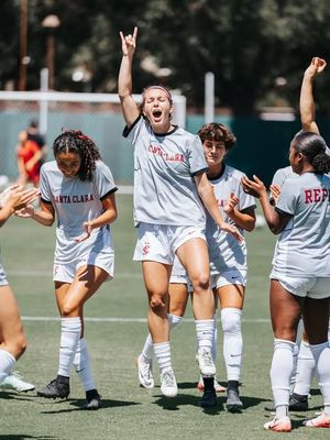 Image post by @scuwomenssoccer on Instagram