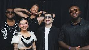 Video post by @ptxofficial on YouTube