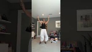 Video post by @shop.with.caroline on YouTube