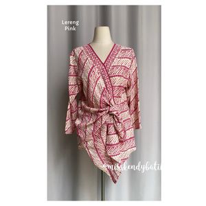 Image post by @misskendybatik on Instagram