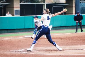 Image post by @BluejaySoftball on Twitter