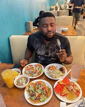 Image post by @callmeucheben on Instagram