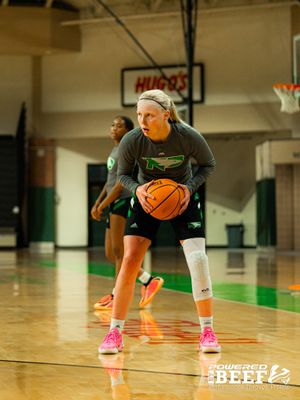 Image post by @undwbasketball on Instagram