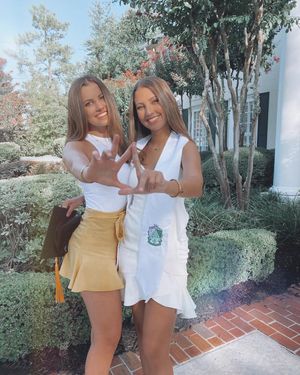 Image post by @ufkappadelta on Instagram