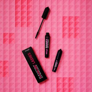 Image post by @benefitspain on Instagram