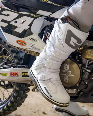 Image post by @racerxonline on Instagram