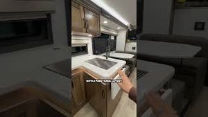 Video post by @lamesarecvan on YouTube