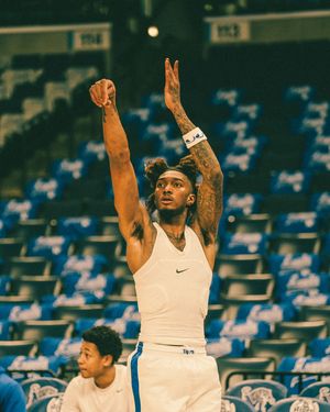 Image post by @memphis_mbb on Instagram