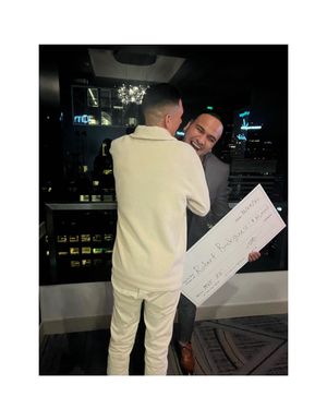 Image post by @robertrdrgzofficial on Instagram
