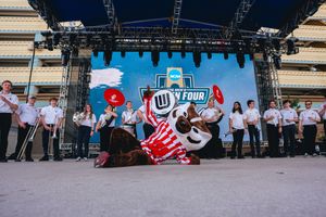 Image post by @uwbadgers on Instagram