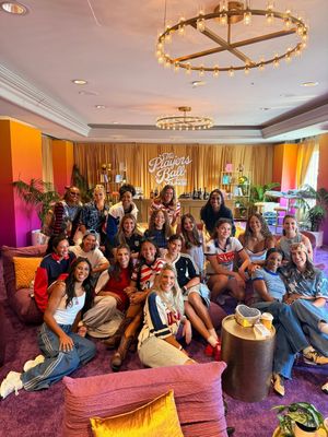 Image post by @uswntplayers on Instagram