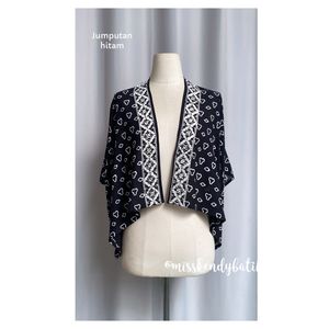 Image post by @misskendybatik on Instagram