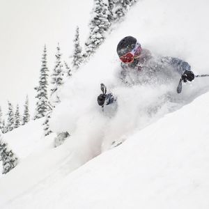 Image post by @kristileskinen on Instagram