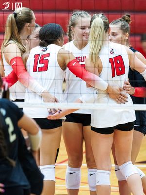 Image post by @msum_volleyball on Instagram