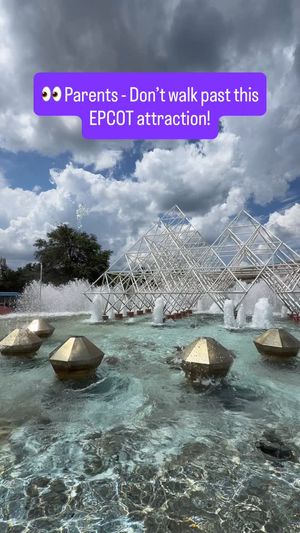 Video post by @Jessheartsthemeparks on Facebook