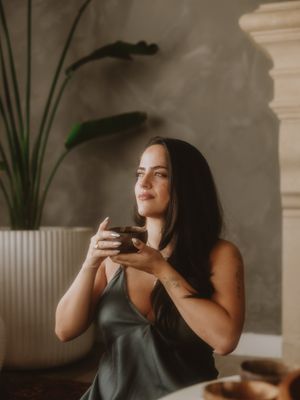 Image post by @thismodernlovephoto on Instagram
