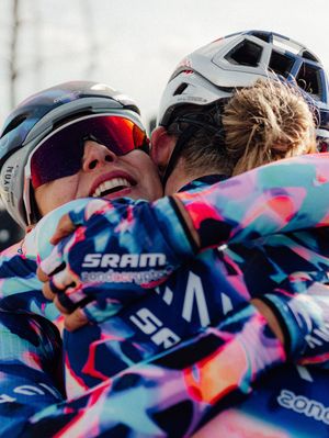 Image post by @wmncycling on Instagram