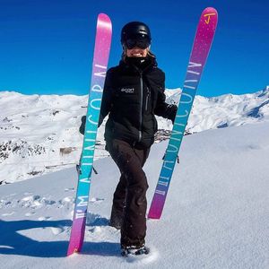 Image post by @j_skis on Instagram