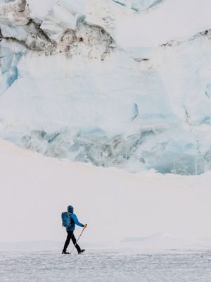 Image post by @white.desert.antarctica on Instagram