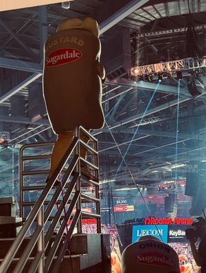 Image post by @clehotdogs on Instagram