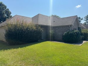 Image post by @RoyalMagnoliaLandscaping on Facebook