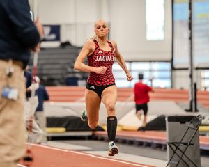 Image post by @iuindy_jaguars on Twitter