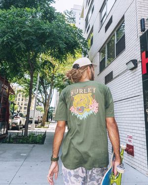 Image post by @hurley on Instagram
