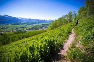 Image post by @skicrestedbutte on Instagram