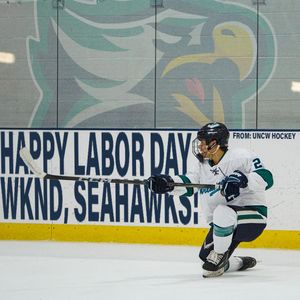Image post by @uncwhockey on Instagram